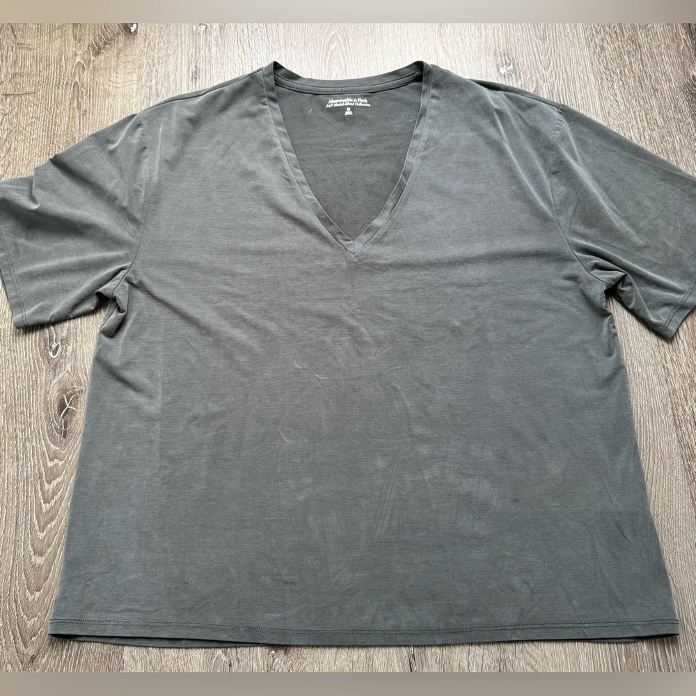 Abercrombie & Fitch Modal Blend V Neck T Shirt Gray Size Medium Soft Basic Tee